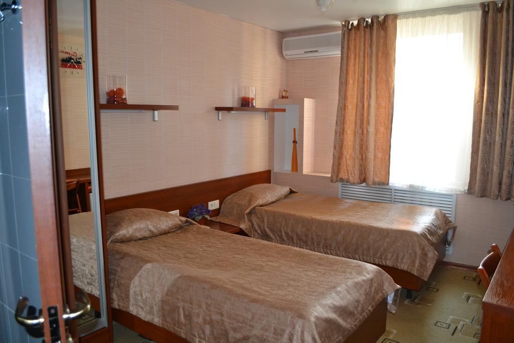 City Hotel Gomel Quarto foto