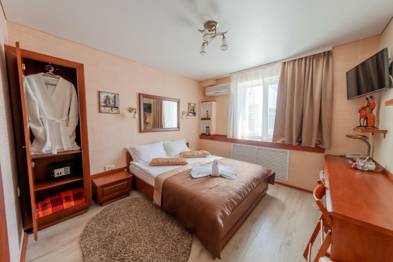 City Hotel Gomel Exterior foto